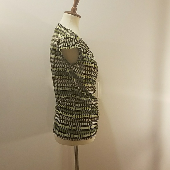 Cross Body Top - Picture 2 of 3